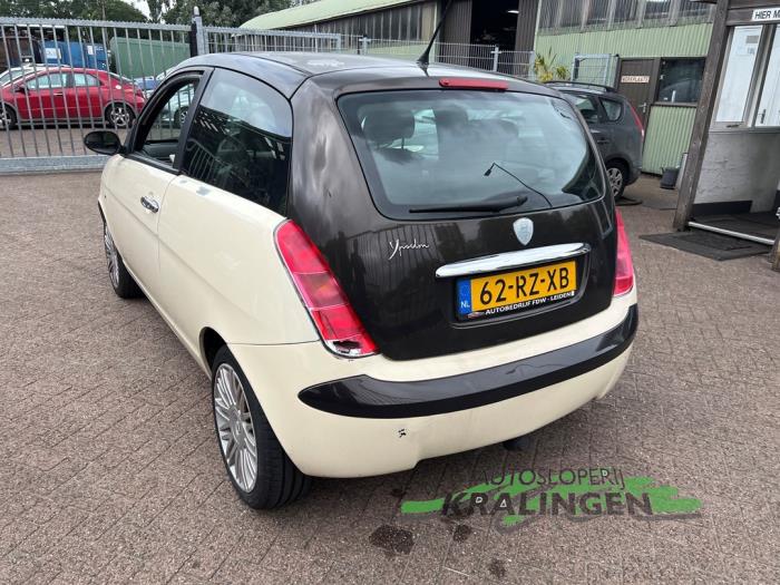 Lancia Ypsilon 1.4 16V Voiture accidentée (2005, Blanc)