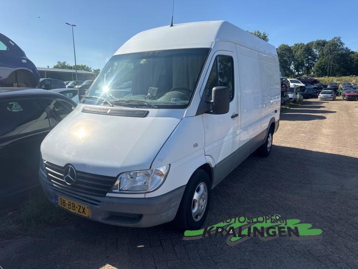 Mercedes Sprinter 3t 316 CDI 20V Samochód uszkodzony (2002, Granit)