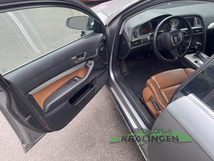 Audi A6 Avant 3.2 V6 24V FSI Quattro Schrottauto (2006, Grau)
