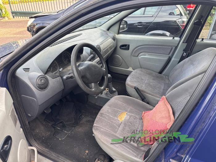 Dacia Logan MCV 1.6 Voiture accidentée (2007, Bleu)