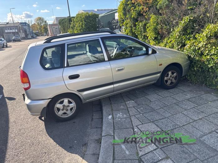Mitsubishi Space Star 1.3 16V Épave (1999, Gris)