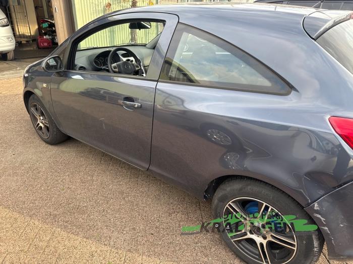 Opel Corsa D 1.2 16V Épave (2008, Gris)
