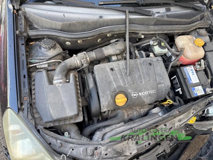 Opel Astra H 1.8 16V Skrotfordon (2004, ZWART)