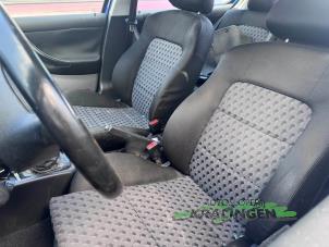 Seat Leon 1.6 Vehículo de desguace (2000, Azul)