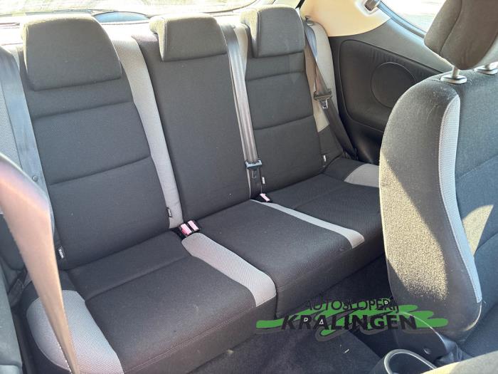 Peugeot 207/207+ 1.4 16V Coche dañado (2006, Gris)