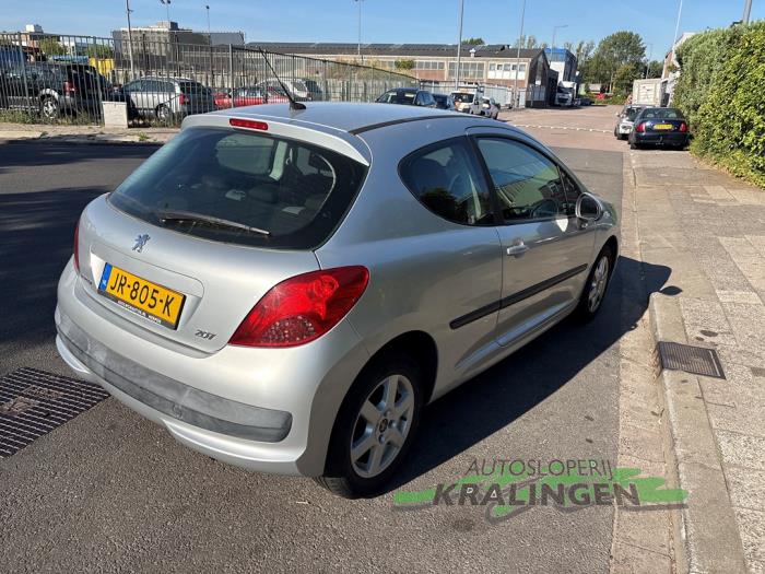 Peugeot 207/207+ 1.4 16V Coche dañado (2006, Gris)
