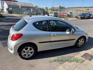 Peugeot 207/207+ 1.4 16V Coche dañado (2006, Gris)