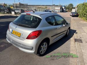Peugeot 207/207+ 1.4 16V Coche dañado (2006, Gris)