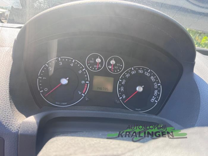 Ford Fiesta 5 1.3 Coche dañado (2006, Negro)