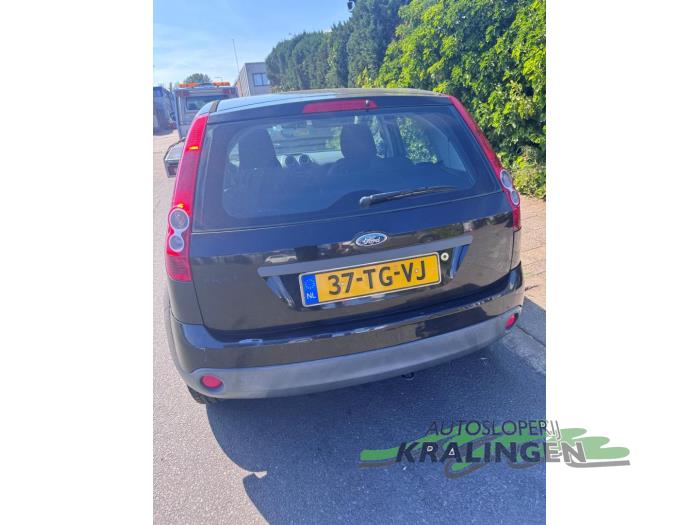 Ford Fiesta 5 1.3 Coche dañado (2006, Negro)