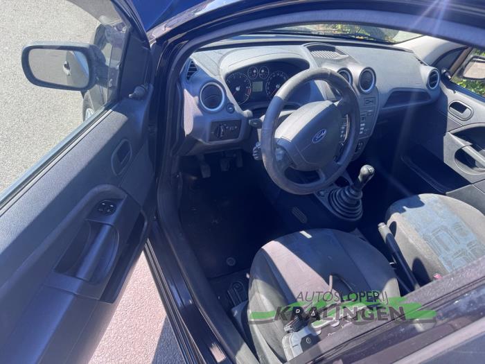 Ford Fiesta 5 1.3 Coche dañado (2006, Negro)