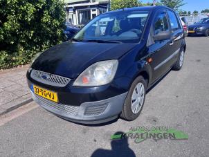 Ford Fiesta 5 1.3 Coche dañado (2006, Negro)