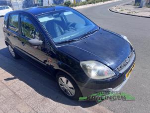 Ford Fiesta 5 1.3 Coche dañado (2006, Negro)