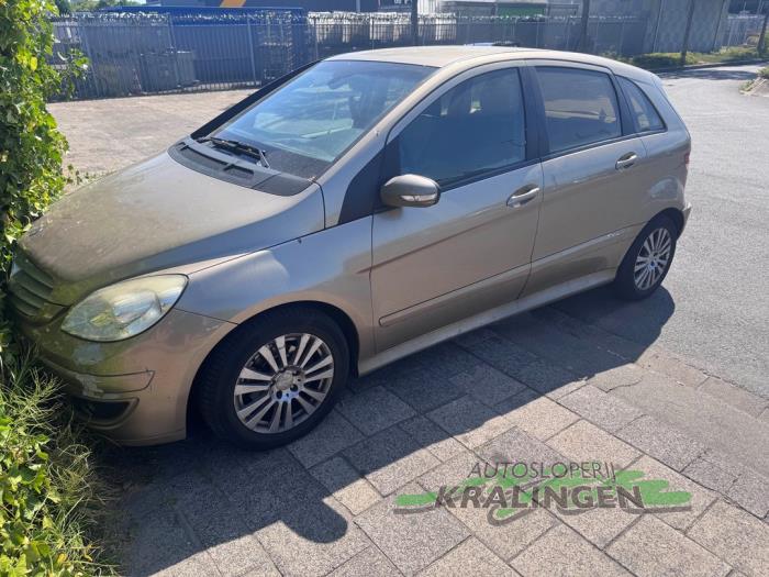 Mercedes B 1.7 B-170 16V  (Rozbiórka)