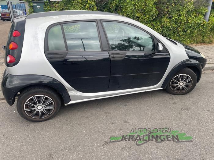 Smart Forfour 1.1 12V Coche dañado (2004, Negro)