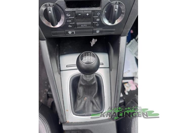 Audi A3 Sportback 2.0 TDI 16V Vehículo de desguace (2006, Gris)