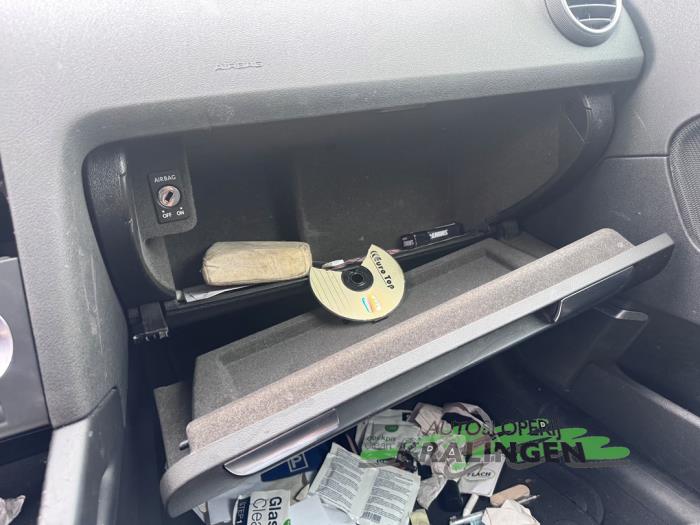 Audi A3 Sportback 2.0 TDI 16V Vehículo de desguace (2006, Gris)
