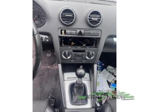 Audi A3 Sportback 2.0 TDI 16V Vehículo de desguace (2006, Gris)