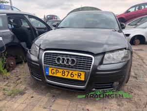 Audi A3 Sportback 2.0 TDI 16V Vehículo de desguace (2006, Gris)
