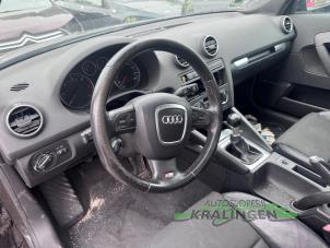 Audi A3 Sportback 2.0 TDI 16V Vehículo de desguace (2006, Gris)