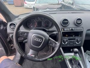 Audi A3 Sportback 2.0 TDI 16V Vehículo de desguace (2006, Gris)