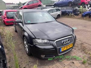 Audi A3 Sportback 2.0 TDI 16V Vehículo de desguace (2006, Gris)
