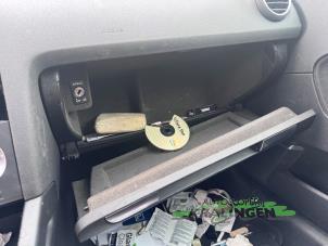 Audi A3 Sportback 2.0 TDI 16V Vehículo de desguace (2006, Gris)