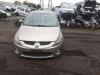 Mitsubishi Grandis 2.4 16V MIVEC Vehículo de desguace (2007, Beige)
