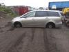 Mitsubishi Grandis 2.4 16V MIVEC Vehículo de desguace (2007, Beige)