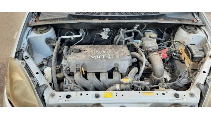 Toyota Yaris 1.3 16V VVT-i Salvage vehicle (2000, Gray)