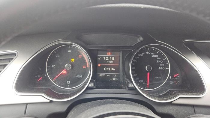 Audi A5 Sportback 2.0 TDI 16V Quattro Schrottauto (2013, Metallic, Grau)