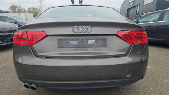 Audi A5 Sportback 2.0 TDI 16V Quattro Schrottauto (2013, Metallic, Grau)