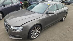 Audi A5 Sportback 2.0 TDI 16V Quattro Schrottauto (2013, Metallic, Grau)