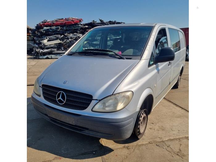Mercedes Vito 2.2 115 CDI 16V Épave (2004, Granit)