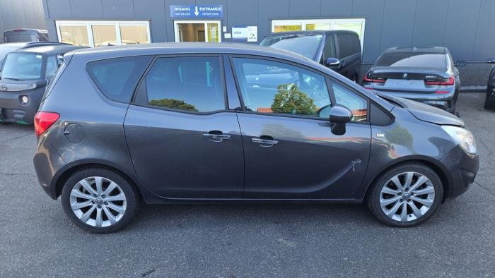 Opel Meriva 1.7 CDTI 16V Samochód złomowany (2010, Szary)