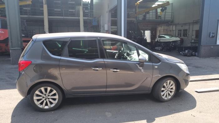 Opel Meriva 1.7 CDTI 16V Samochód złomowany (2010, Szary)