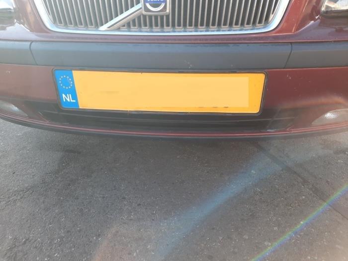 Volvo V70 2.4 20V 170 Schrottauto (2002, Rot)