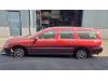 Volvo V70 2.4 20V 170 Schrottauto (2002, Rot)