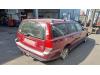 Volvo V70 2.4 20V 170 Schrottauto (2002, Rot)