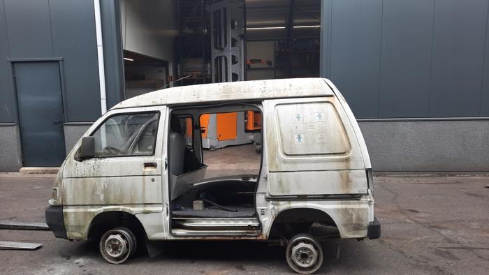 Daihatsu Hijet 1.3i 16V Salvage vehicle (1992)