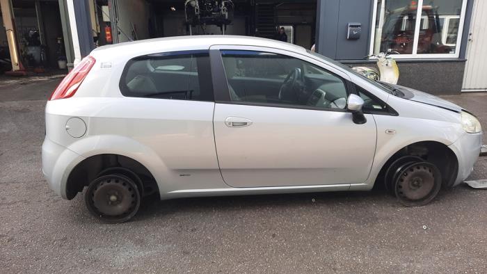 Fiat Grande Punto 1.4 Salvage vehicle (2007, Gray)