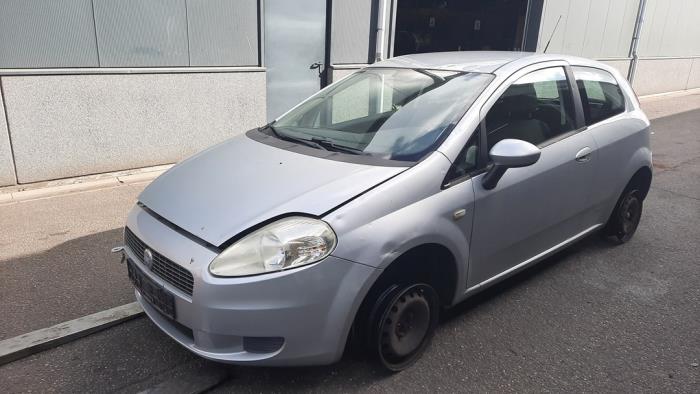 Fiat Grande Punto 1.4 Salvage vehicle (2007, Gray)