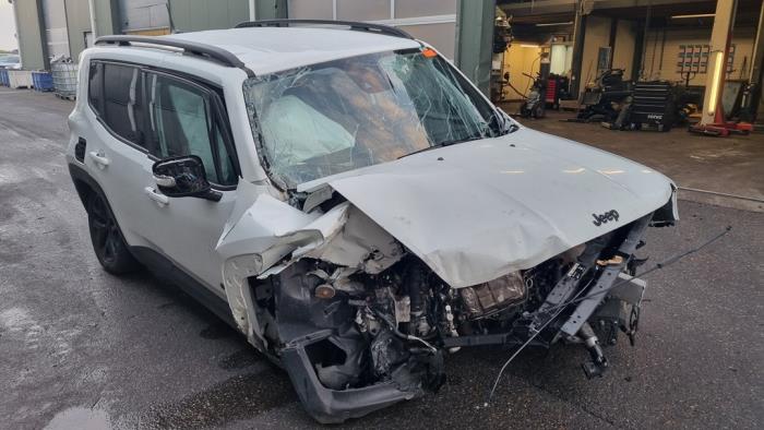 Jeep Renegade Épave (2017, Blanc)