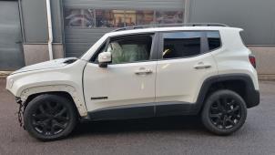 Jeep Renegade Épave (2017, Blanc)