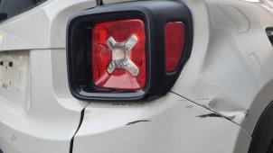 Jeep Renegade Épave (2017, Blanc)