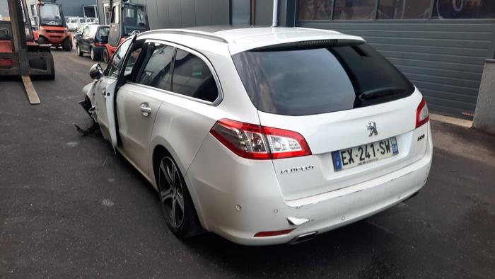 Peugeot 508 SW 2.2 HDiF 16V GT Épave (2014, Blanc)