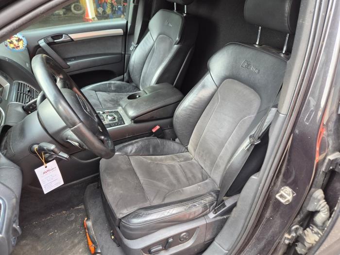 Audi Q7 3.0 TDI V6 24V Épave (2007, Gris)