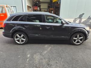 Audi Q7 3.0 TDI V6 24V Épave (2007, Gris)