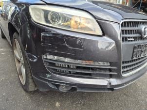Audi Q7 3.0 TDI V6 24V Épave (2007, Gris)