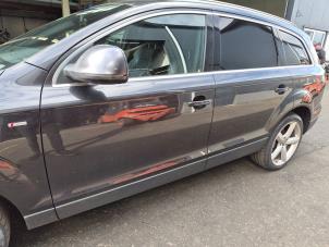 Audi Q7 3.0 TDI V6 24V Épave (2007, Gris)